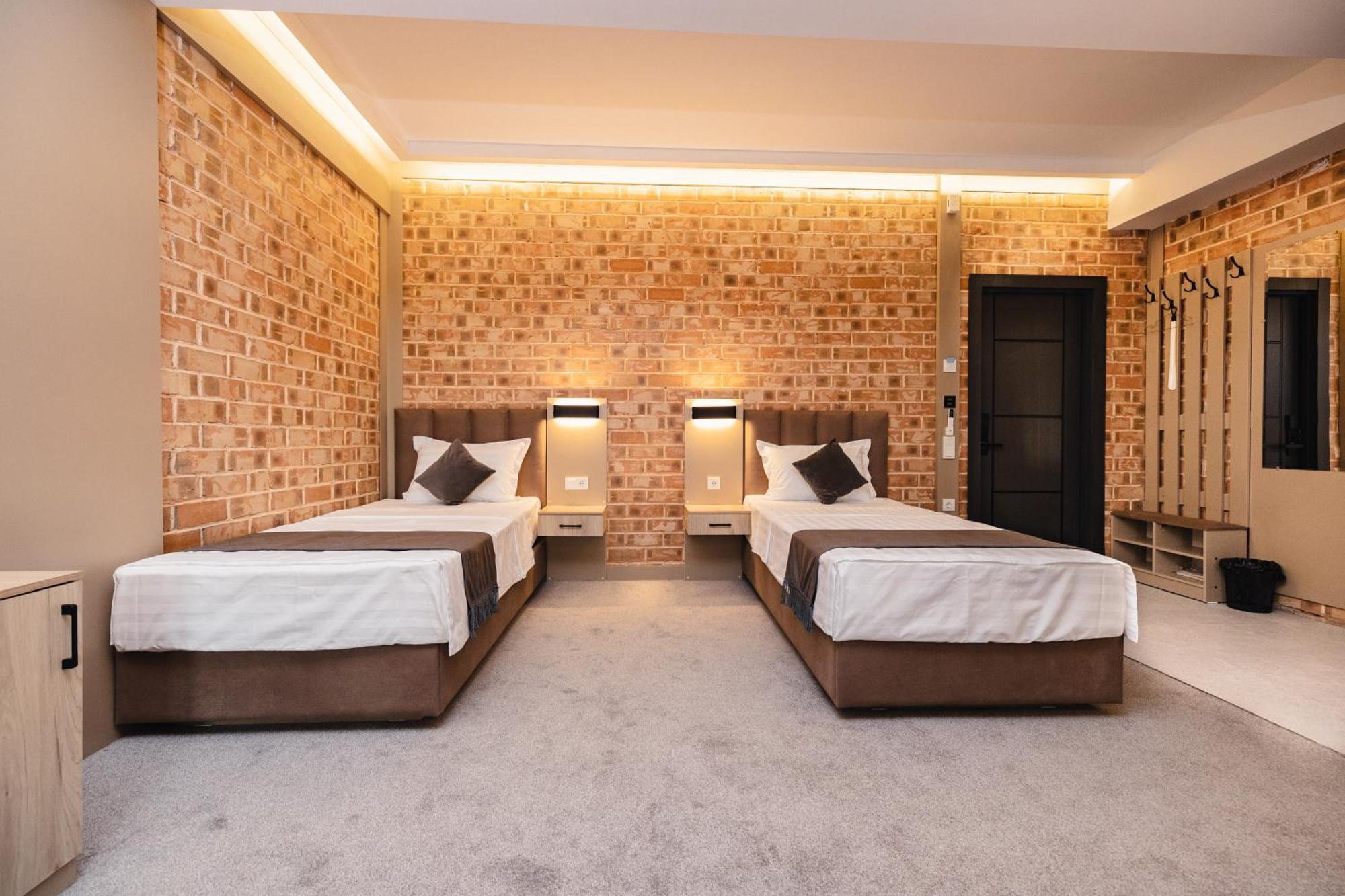 Art Air Hotel Tashkent Bagian luar foto