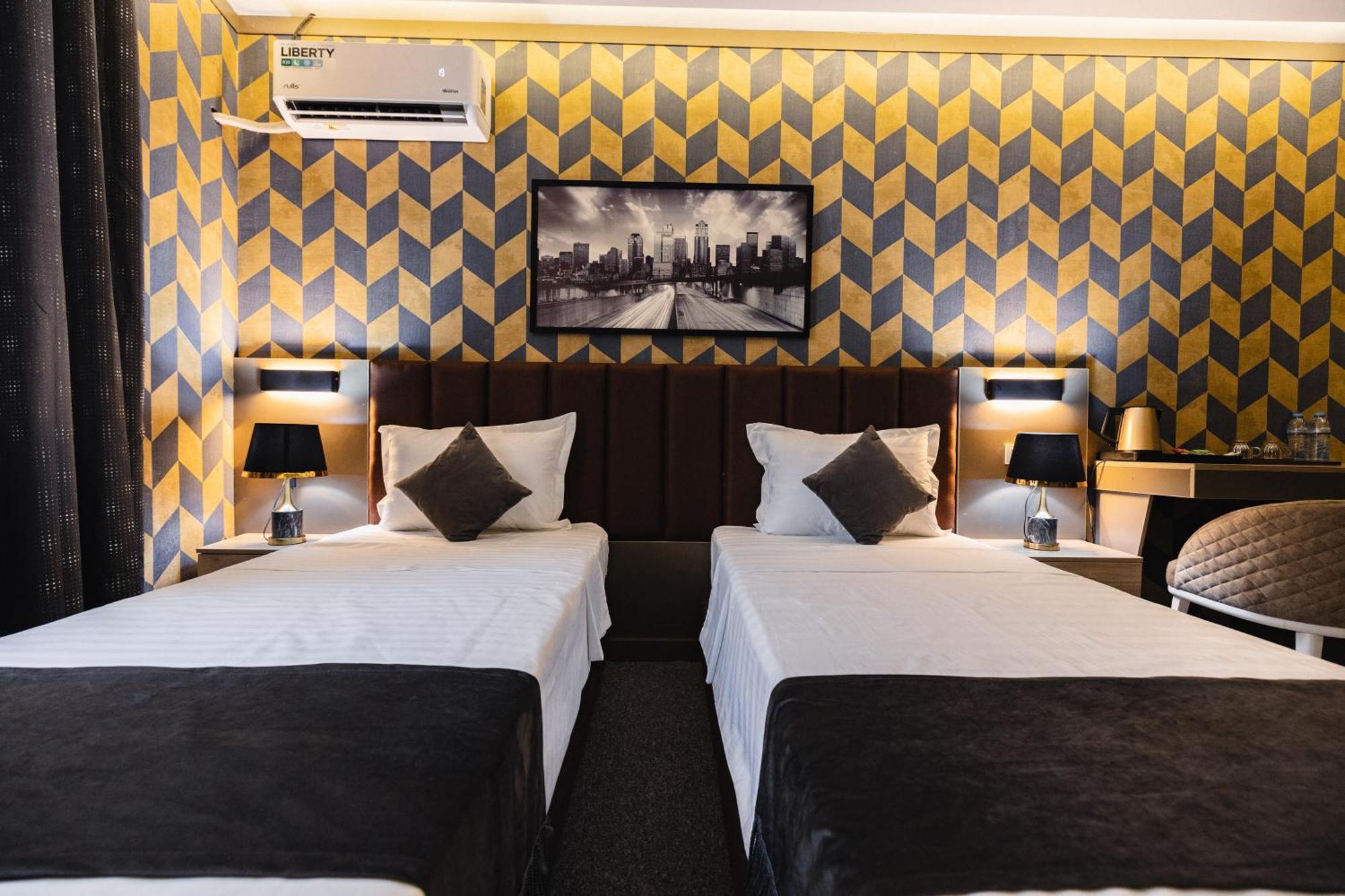 Art Air Hotel Tashkent Bagian luar foto