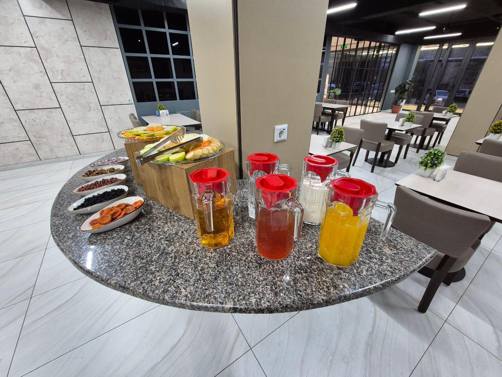 Art Air Hotel Tashkent Bagian luar foto